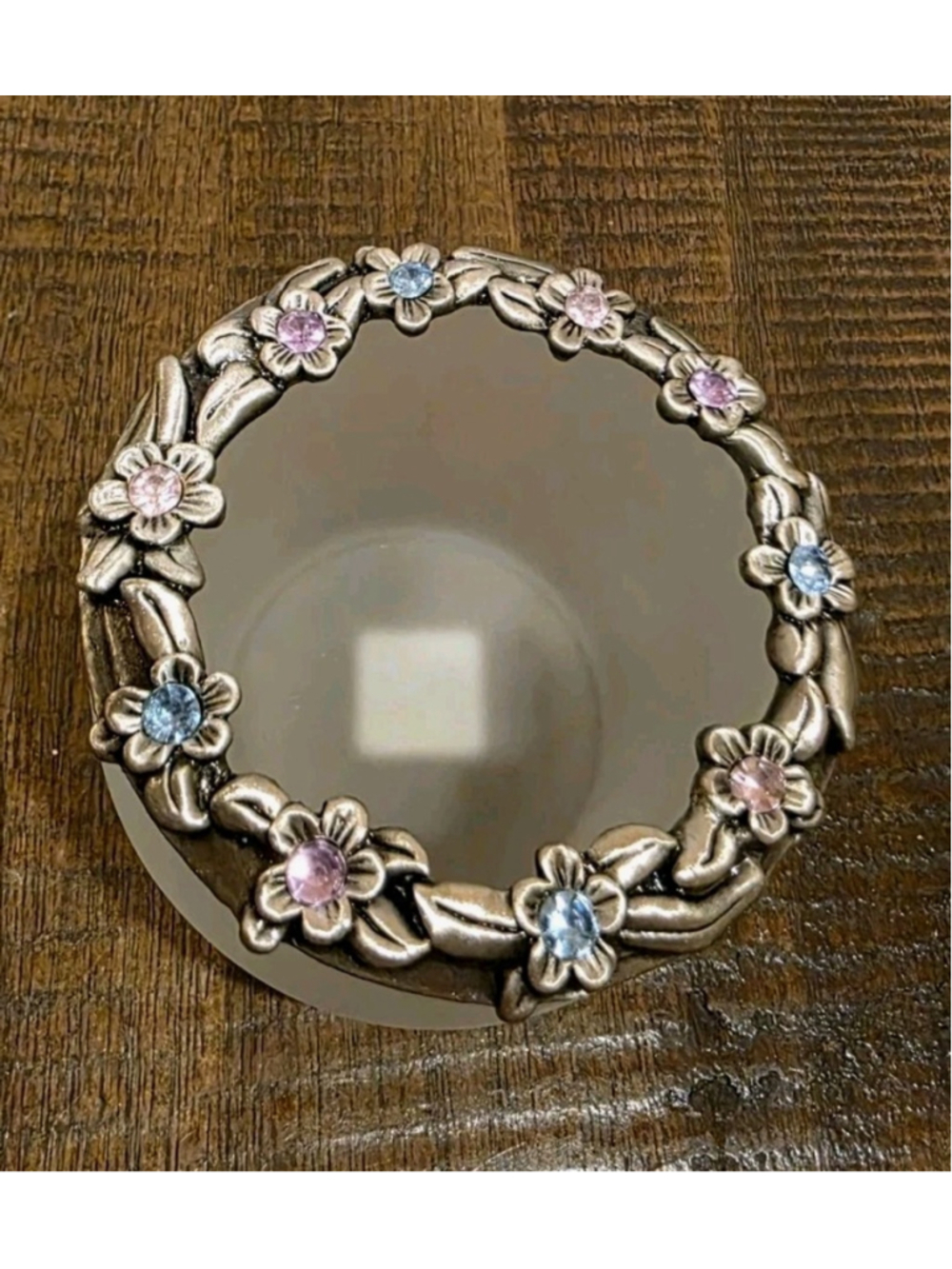 PartyLite Hydrangea Wreath Tealight Frosted Glass Candle Holder #P7276